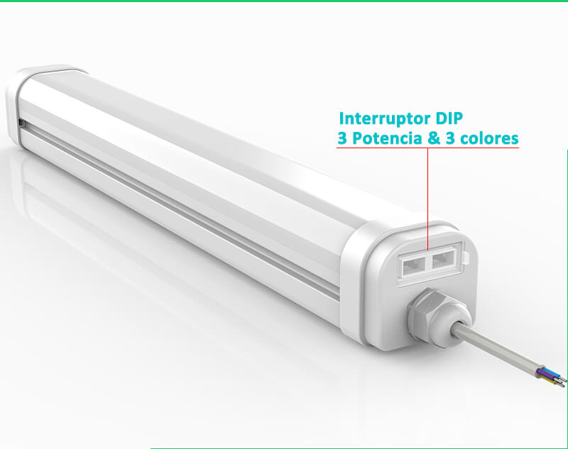 Lámpara hermética LED IP65 instalada en almacén y bodega