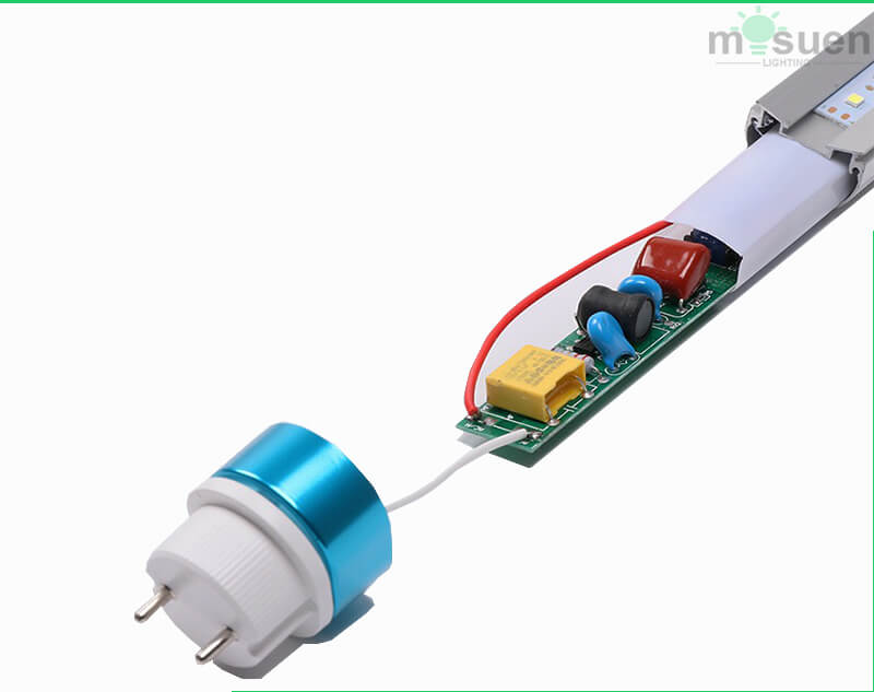 Tubo LED T8 sin balastro 14W G13 iluminando oficina y almacén, 3ft 200lm