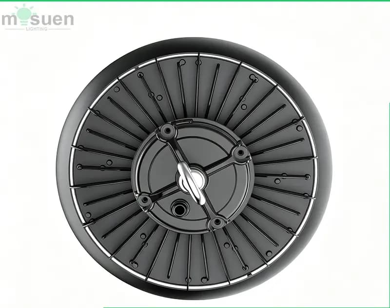 Ceiling-mounted 210lm/W LED high bay light used for workshops and storage areas