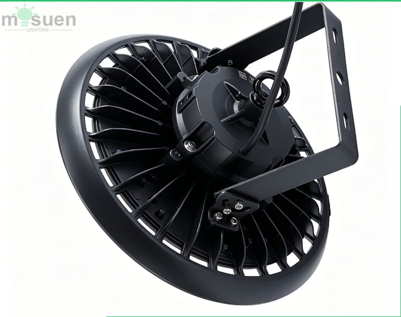 Flicker-free driver and power switch mechanism of switchable UFO high bay light showing 200W 160W 120W selector switch and Mean Well driver circuit board