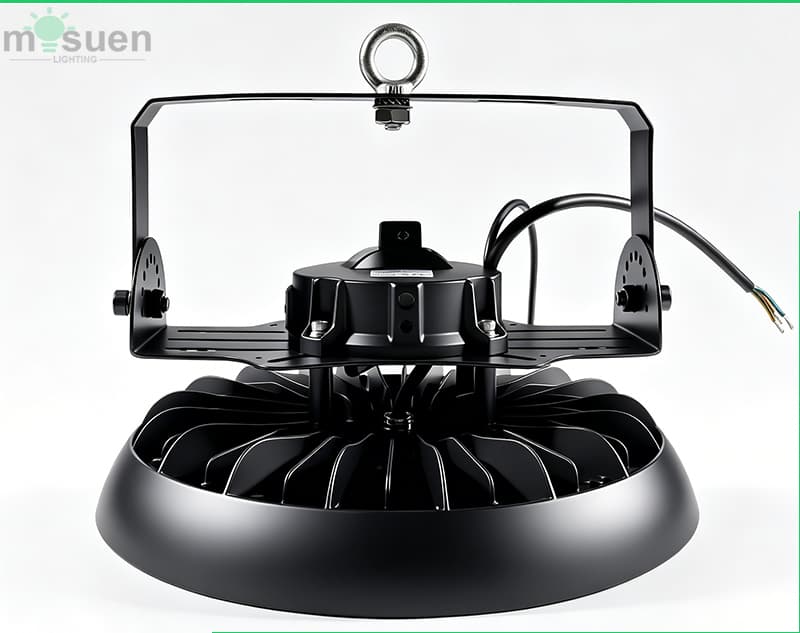 Technical Specifications Diagram - Motion Sensor LED High Bay showing 210lm/W Efficacy, 150W/120W/90W Adaptive Power Modes, IP65 Rating, Flicker-Free Driver, and Power Factor Greater Than 0.9